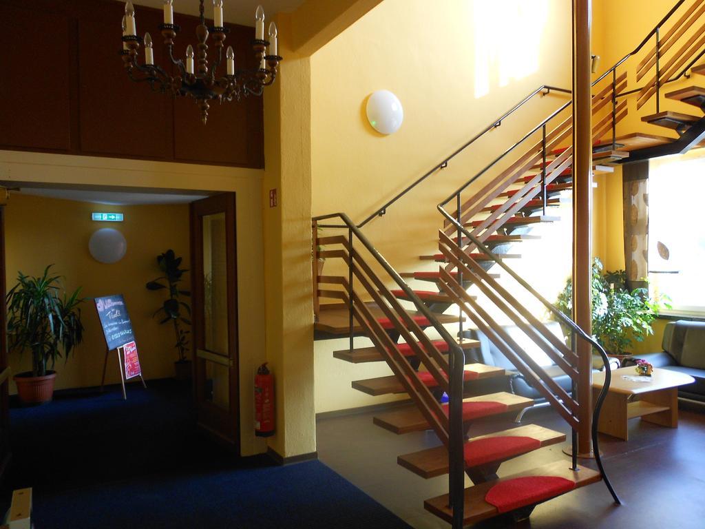 Tivoli Hotel Zerbst Eksteriør billede